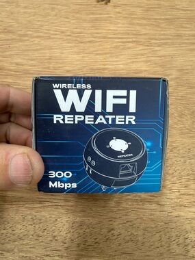 Wireless WiFi Repeater 300 Mbps‎ - Blue